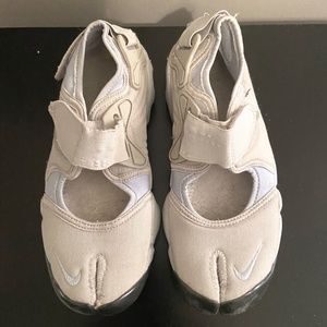 Original Nike Air Rift sneakers - Women's Size US 6
